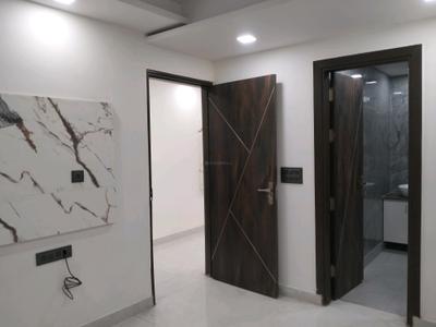 Bedroom Image of 1500 Sq.ft 3 BHK Builder Floor for sale in Shalimar Bagh New Delhi for Rs. 13500000