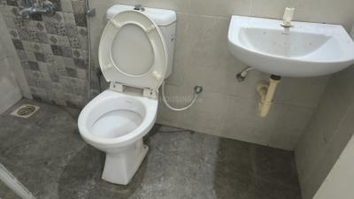 Image of 850 Sq.ft 2 BHK Apartment / Flat for rent in New Front 48 East Park, Hadapsar, Pune for Rs. 18000