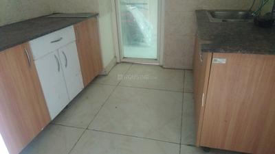 Kitchen Image of 1100 Sq.ft 3 BHK Apartment / Flat for rent in Gaurs Siddhartham, Siddharth Vihar Ghaziabad for Rs. 24000