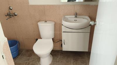 Bathroom Image of 1319 Sq.ft 3 BHK Apartment / Flat for rent in Jaypee Aman, Sector 151 Noida for Rs. 19999