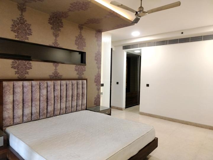 DLF Phase 3 Bedroom 1