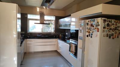 Kitchen Image of 3000 Sq.ft 4.5 BHK Apartment / Flat for rent in Shivaji Nagar Pune for Rs. 190000