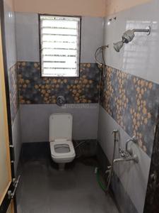 Bathroom Image of 1100 Sq.ft 2 BHK Builder Floor for rent in Mukt Sainik Colony Kolhapur for Rs. 16000