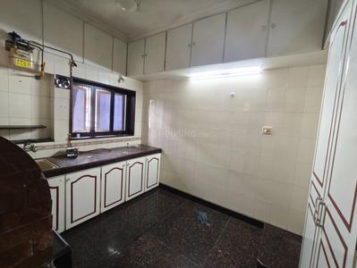 Kitchen Image of 700 Sq.ft 2 BHK Apartment / Flat for sale in Juhu Mumbai for Rs. 32500000
