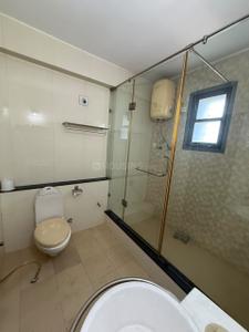 Bathroom Image of 2230 Sq.ft 3 BHK Apartment / Flat for sale in Diwalipura Vadodara for Rs. 8500000