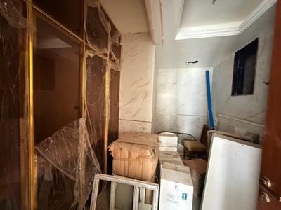Bathroom Image of 5950 Sq.ft 7 BHK Independent House for sale in Sector 46 Noida for Rs. 115000000