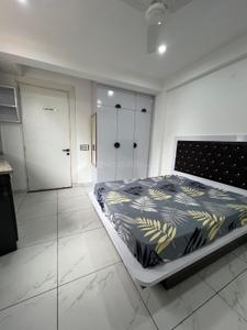 1 RK Independent Builder Floor