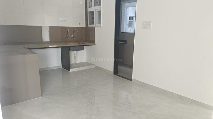 RR 66 Avenue Main Image 1