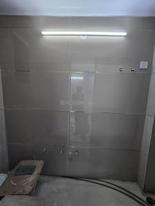 Image of 901 Sq.ft 3 BHK Builder Floor for sale in Laxmi Nagar, New Delhi for Rs. 7500000