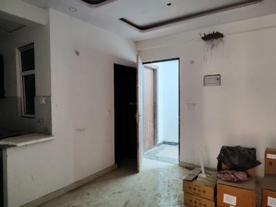 Living Room Image of 1015 Sq.ft 2 BHK Apartment / Flat for sale in Urban Vista, Noida Extension Greater Noida for Rs. 4718200