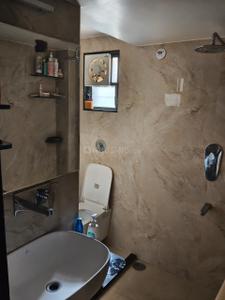 Bathroom Image of 950 Sq.ft 2 BHK Apartment / Flat for rent in Laxminagar Nagpur for Rs. 30000