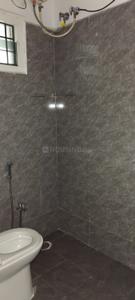 Bathroom Image of 1250 Sq.ft 2 BHK Apartment / Flat for rent in Jubilee Hills Hyderabad for Rs. 33500