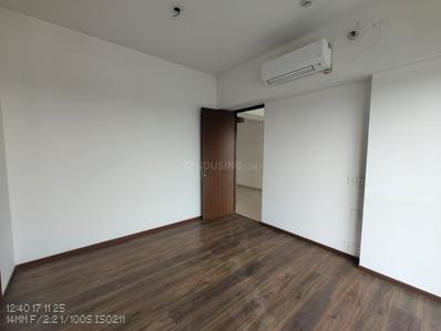Bedroom Image of 3011 Sq.ft 3.5 BHK Apartment / Flat for sale in Sector 128 Noida for Rs. 68500000
