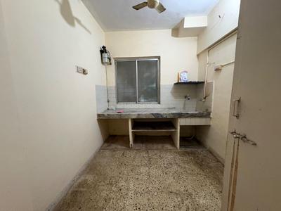 Kitchen Image of 1000 Sq.ft 2 BHK Apartment / Flat for rent in Jangid Complex, Mira Road East Mira Bhayandar for Rs. 23000