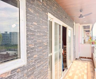Balcony Image of 2100 Sq.ft 3 BHK Builder Floor for sale in GMS Road Dehradun for Rs. 11000000