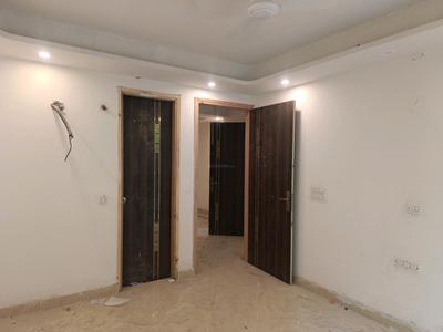 Bedroom Image of 1800 Sq.ft 4 BHK Builder Floor for sale in Freedom Fighters Enclave New Delhi for Rs. 15000000