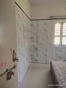Bathroom Image of 2000 Sq.ft 3 BHK Independent House for rent in Motera Ahmedabad for Rs. 26000