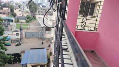 Image of 990 Sq.ft 2 BHK Apartment / Flat for rent in VIP Nagar, Kolkata for Rs. 20000