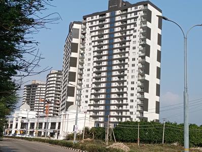 Image of 1800 Sq.ft 3 BHK Apartment / Flat for sale in Omaxe The Lake, New Chandigarh, Chandigarh for Rs. 16000000