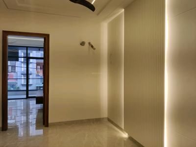 Dining Area Image of 2600 Sq.ft 3 BHK Apartment / Flat for sale in Indirapuram Ghaziabad for Rs. 19500000