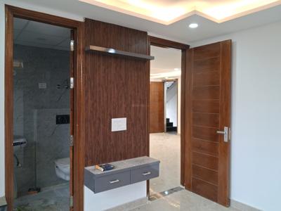 Bedroom Image of 1700 Sq.ft 4 BHK Apartment / Flat for sale in JMD Diamond Residency, Sector 73 Noida for Rs. 8000000