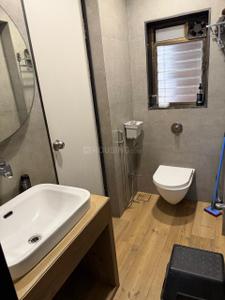Image of 750 Sq.ft 2 BHK Apartment / Flat for rent in Vile Parle West, Mumbai for Rs. 90000