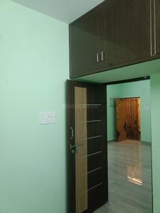 Bedroom Image of 700 Sq.ft 2 BHK Apartment / Flat for rent in Velachery Chennai for Rs. 21000