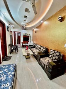 Hall Image of 1410 Sq.ft 3 BHK Builder Floor for sale in Vaishali Ghaziabad for Rs. 14500000