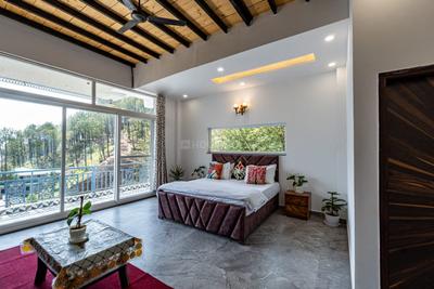 Bedroom Image of 1800 Sq.ft 4 BHK Duplex for rent in Kumarhatti Solan for Rs. 75000
