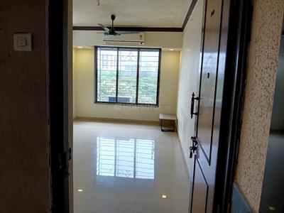 Living Room Image of 740 Sq.ft 2 BHK Apartment / Flat for rent in Blue Bell Apartments, Chembur Mumbai for Rs. 75000