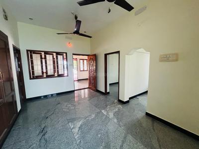 Hall Image of 2000 Sq.ft 2 BHK Independent House for rent in Narasothipatti Salem for Rs. 20000