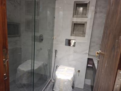 Image of 850 Sq.ft 2 BHK Builder Floor for sale in Vikaspuri, New Delhi for Rs. 14500000