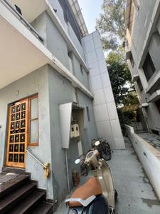 Image of 4860 Sq.ft 4 BHK Villa for rent in Shilaj, Ahmedabad for Rs. 200000