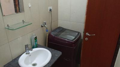Bathroom Image of 600 Sq.ft 1 BHK Apartment / Flat for rent in Kolte Patil Life Republic, Hinjawadi Phase 2 Pune for Rs. 23000
