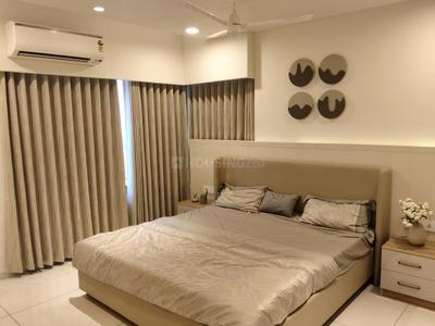 Bedroom Image of 3500 Sq.ft 4 BHK Apartment / Flat for rent in Adani Water Lily, Shantigram Ahmedabad for Rs. 90000