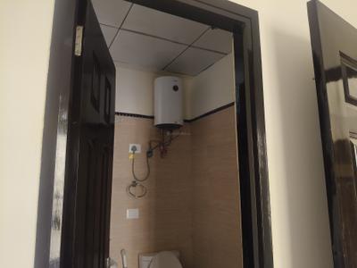 Image of 1660 Sq.ft 3 BHK Apartment / Flat for rent in Dasnac The Jewel, Sector 75, Noida for Rs. 45000