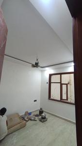 Bedroom Image of 900 Sq.ft 3 BHK Builder Floor for sale in Pitampura New Delhi for Rs. 8600000