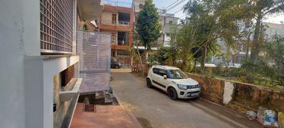 Balcony Image of 1000 Sq.ft 2 BHK Independent House for rent in Gomti Nagar Lucknow for Rs. 15000