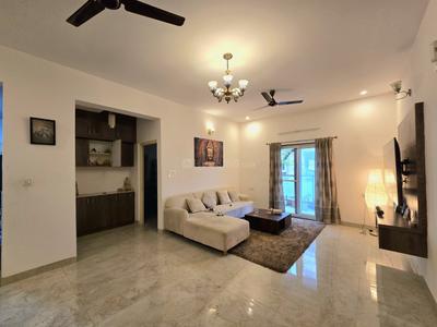 Hall Image of 1200 Sq.ft 2 BHK Apartment / Flat for rent in Halasuru Bengaluru for Rs. 70000