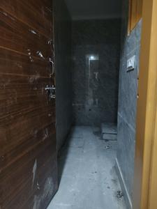 Common Bathroom Three Image of 650 Sq.ft 2 BHK Apartment / Flat for sale in Khanpur New Delhi for Rs. 3100000