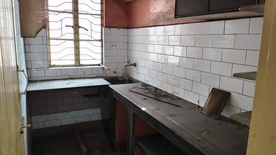 Kitchen Image of 710 Sq.ft 2 BHK Apartment / Flat for sale in Keshtopur Kolkata for Rs. 2100000