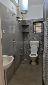 Bathroom Image of 800 Sq.ft 1 BHK Builder Floor for rent in HSR Layout Bengaluru for Rs. 24000