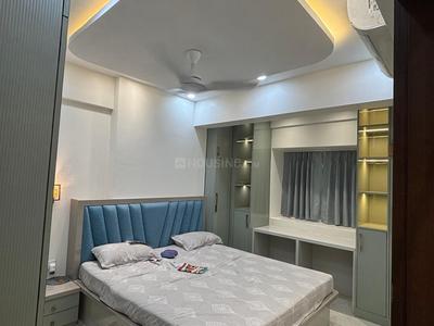 Bedroom Image of 2400 Sq.ft 4 BHK Apartment / Flat for rent in Harmu Ranchi for Rs. 45000