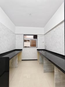 Kitchen Image of 750 Sq.ft 2 BHK Apartment / Flat for sale in Thane West Thane for Rs. 13500000