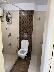 Bathroom Image of 2200 Sq.ft 4 BHK Apartment / Flat for rent in New Alkapuri Vadodara for Rs. 55000