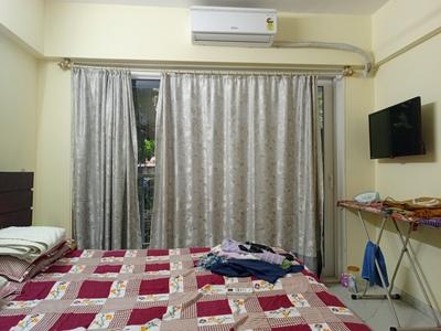 Bedroom Image of 750 Sq.ft 2 BHK Apartment / Flat for sale in Deraiya Iconico, Kurla East Mumbai for Rs. 20000000