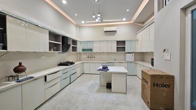 Kitchen Image of 5100 Sq.ft 3 BHK Independent House for sale in Goyal Greens G Block, Nipania Indore for Rs. 70000000