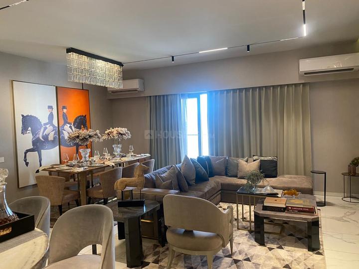 HIGHSTREET Main Image 1