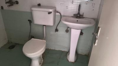 Image of 1350 Sq.ft 3 BHK Apartment / Flat for sale in Panchsheel Wellington, Crossings Republik, Ghaziabad for Rs. 10000000
