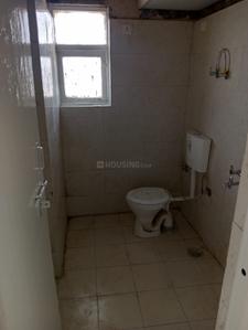 Bathroom Image of 800 Sq.ft 3 BHK Apartment / Flat for rent in Vashisth Heights, Sector 87 Faridabad for Rs. 15000